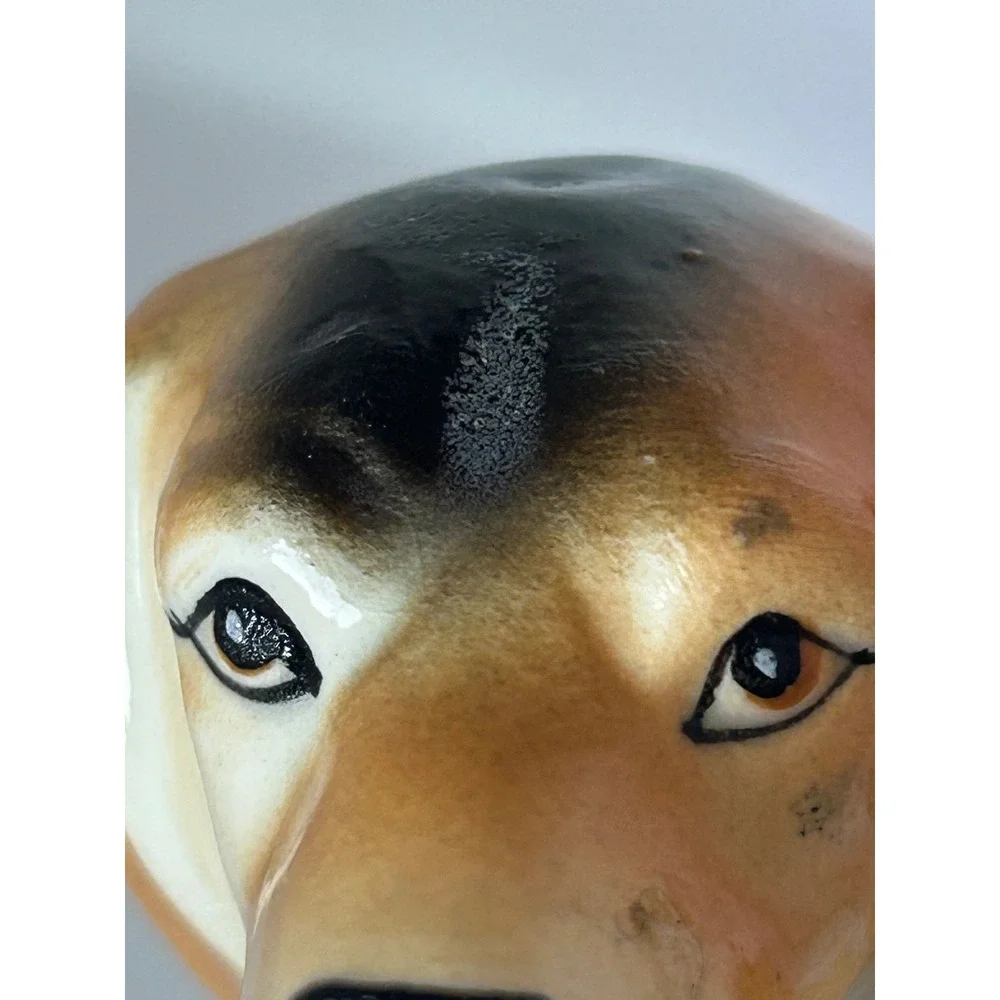 Vintage Ceramic Beagle Figurine Tricolor Dog Statue‎ Made in Japan Glossy Glaze